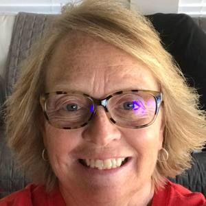 Meet your Posher, Debbie